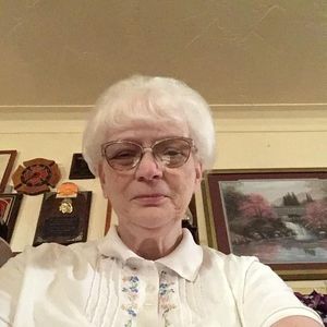 Meet your Posher, Dolores